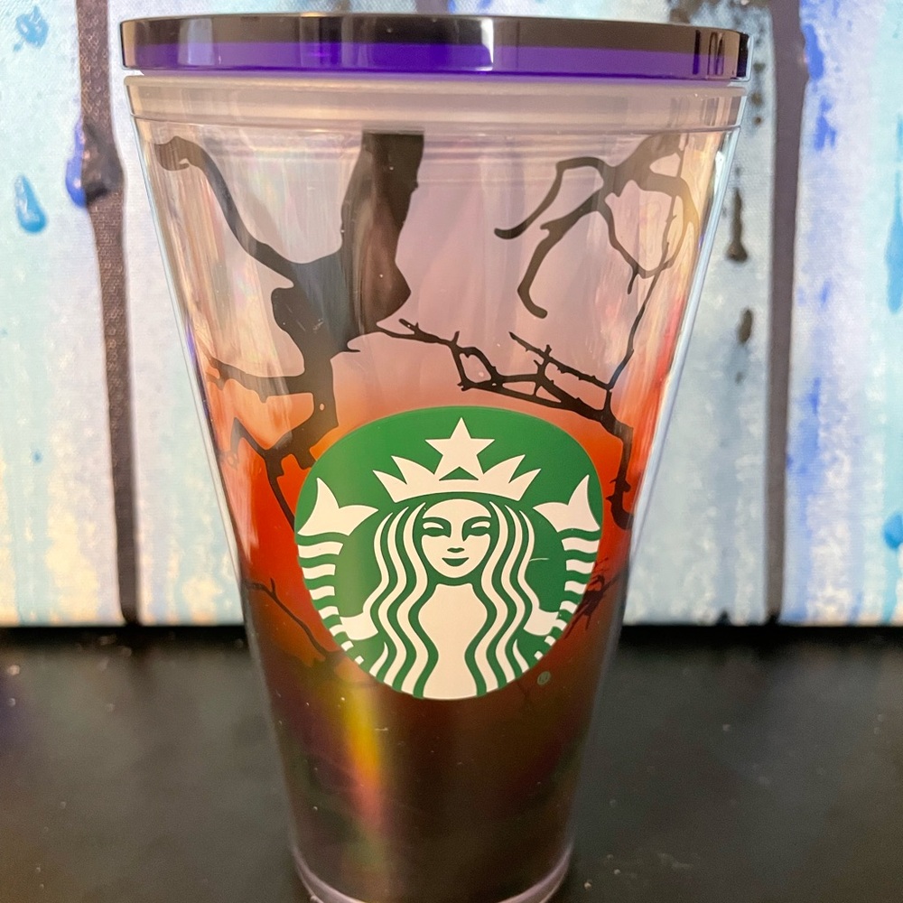 Starbucks Tumbler 16 oz Halloween no straw.